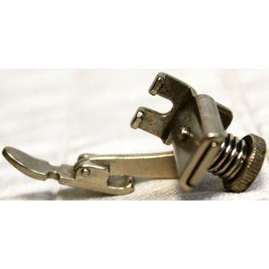 Vtg Singer Zipper Foot #161165 Dlant Shank Sewing Machine Attachment
